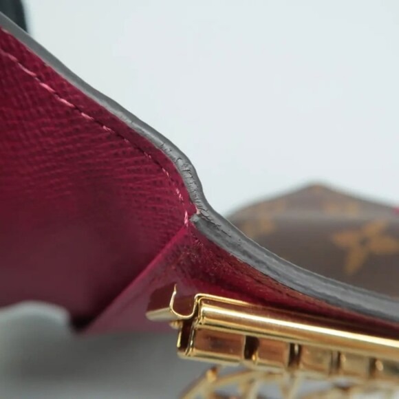 100% Authentic Louis Vuitton Brown Monogram Canvas 6 key holder - Picture 9 of 12